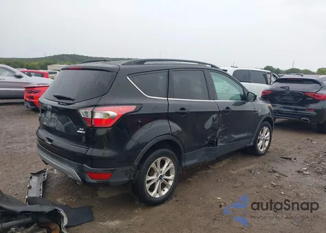 2018 Ford Escape Se из США, поврежденный, VIN 1FMCU9GD3JUB62175